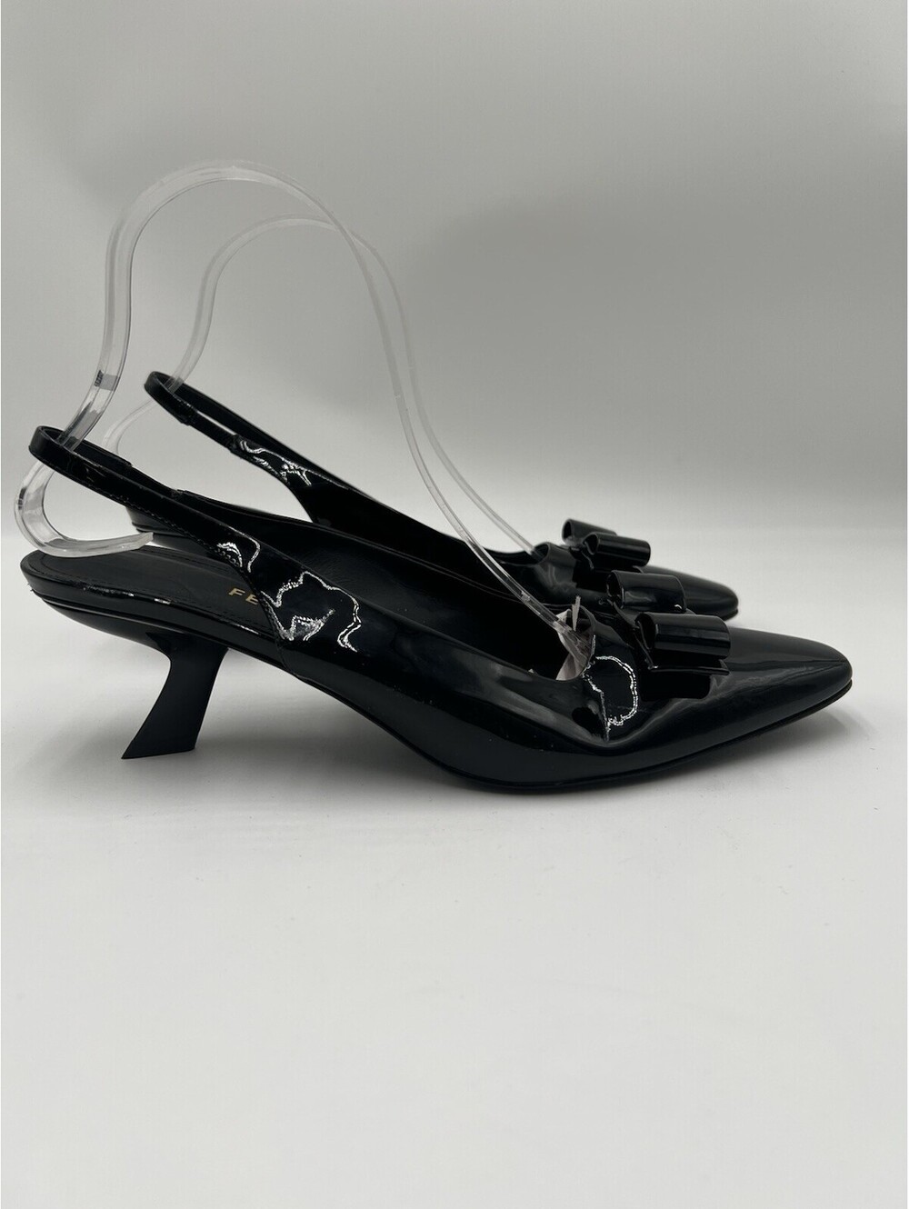 Women’s Ferragamo Karine Slingback Black Pumps Patent Leather Size 8.5
